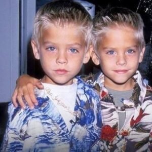 Users Say These Angelic Twins Looked ‘Cuter’ as Kids—What Happened to Them after They Briefly Disappeared from the Limelight?