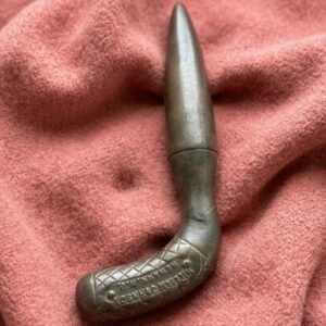 We were sorting through the house of a deceαsed family friend and found this object.